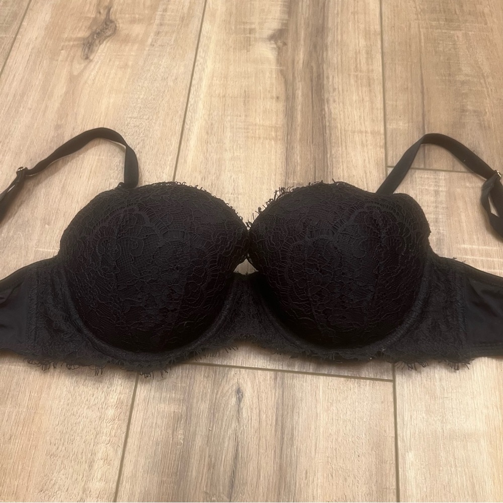 Victoria’s Secret 32DD